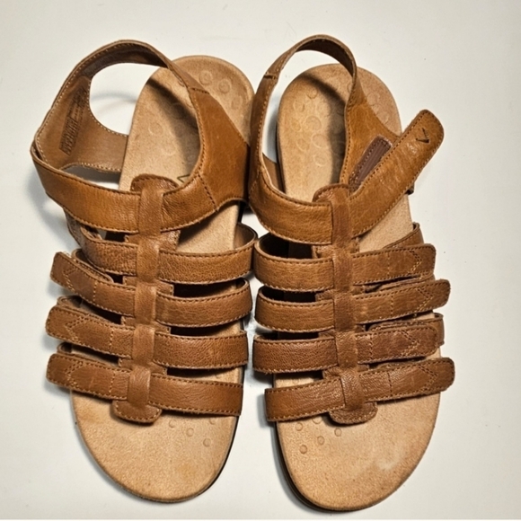 Vionic Size 6 Harissa Brown /Tan Gladiator Flat Comfort Sandal Adjustable Strap - Picture 1 of 6